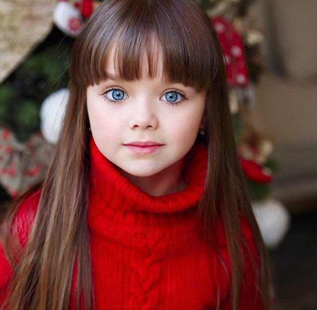 sabervivermais.com - Russa de 6 anos eleita ‘menina mais bonita do mundo’ - Veja como ela está hoje.
