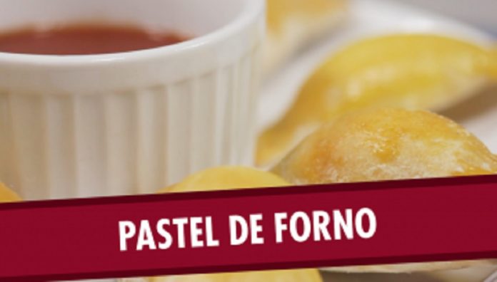 Pastel de forno fácil e você pode recheá-lo com o que quiser!