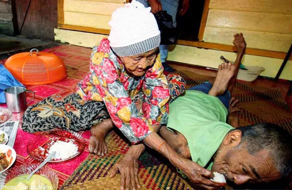 bemmaismulher.com - Com 101 anos, mãe cuida de filho de 63 anos que possui deficiência e mostra que idade é apenas um detalhe