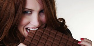 Suíço inventa chocolate que ajuda a combater cólica menstrual