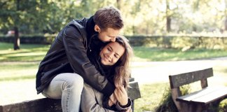 5 ATITUDES DA MULHER QUE ADOÇAM A VIDA DE UM HOMEM…