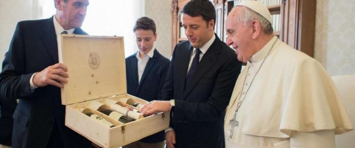 Papa Francisco sobre beber vinho: “Não se pode fazer festa com chá”