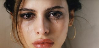 Chorar é sinal de evolução: ciência explica por que você é uma manteiga derretida