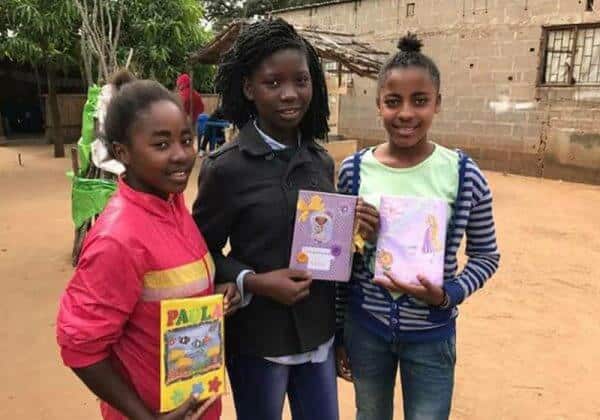 cadernos_africa02-600×420