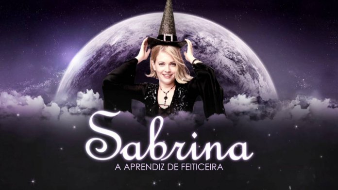 Netflix ‘ressuscita’ série ‘Sabrina, a Aprendiz de Feiticeira’ 15 anos após cancelamento