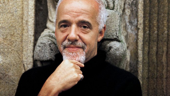 “A beleza feminina sob a ótica masculina” por Paulo Coelho