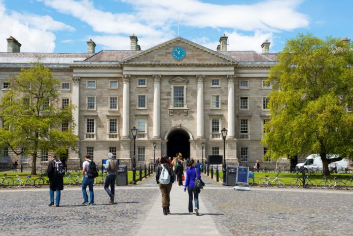 Irlanda paga pra você estudar lá de graça, em qualquer curso