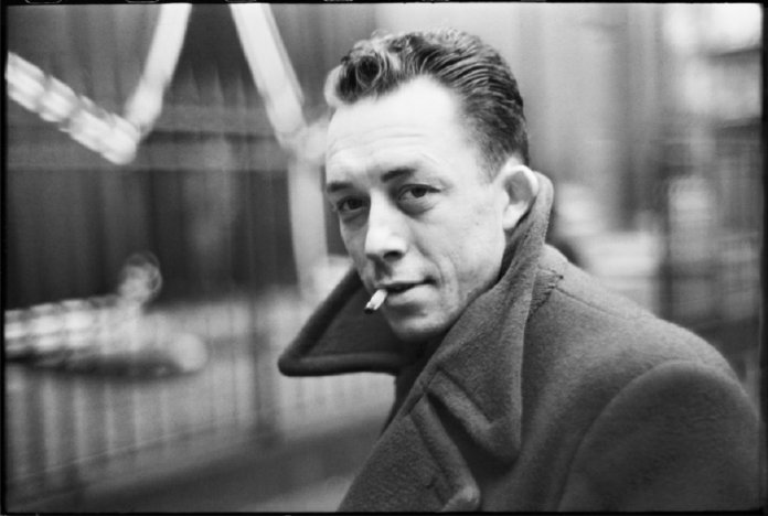 “Aos vinte anos reina o desejo, aos trinta reina a razão, aos quarenta o juízo”, por Albert Camus