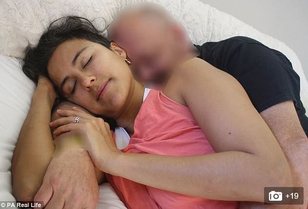 bemmaismulher.com - “Abraçadora” profissional cobra cerca de R$ 250 para abraçar e dar afeto a homens carentes