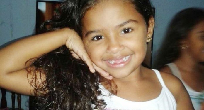 Menina é curada da leucemia após ver Jesus em seu quarto, no Rio