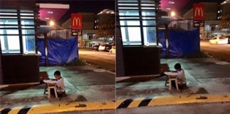 A foto que emocionou o mundo: menino, morador de rua, se vale da luz do McDonald’s para fazer lição de casa