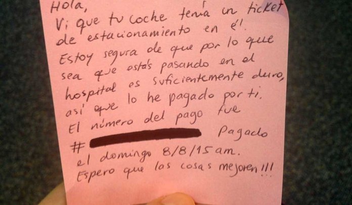 Ela ficou hospitalizada com seu bebê. Quando foi pegar o seu carro teve uma surpresa: “Eu paguei por você”