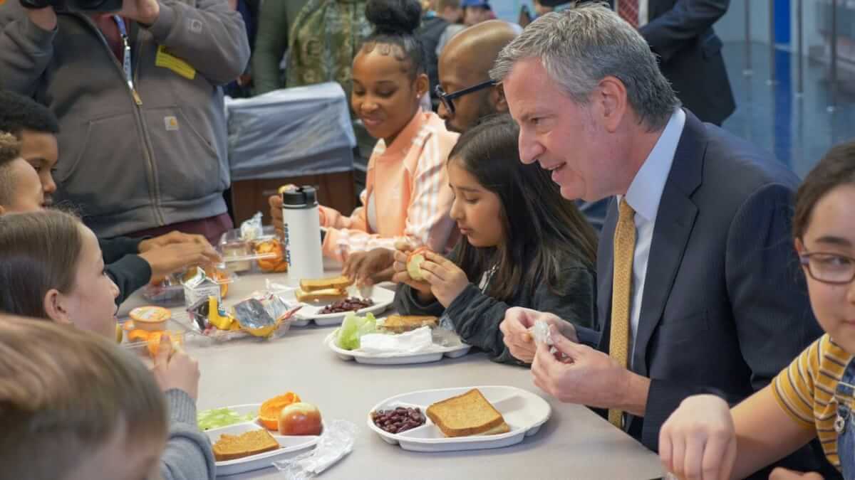 bemmaismulher.com - Segunda sem carne: Escolas públicas de Nova York aderem dieta para ajudar o meio ambiente