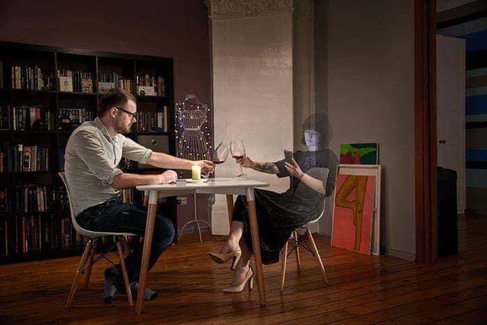 vicio-no-celular-esta-a-afastar-as-familias-dentro-da-sua-propria-casa8