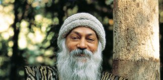 “Entenda porque expor um relacionamento pode prejudicá-lo energeticamente” – por Osho