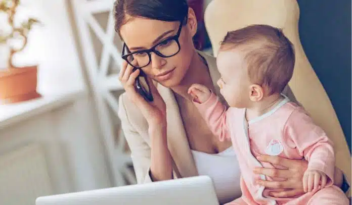 Filhos de mães que trabalham fora têm mais problemas mentais, adverte Psicoterapeuta