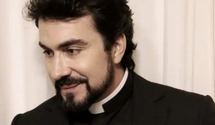 padre Fábio de melo “Ser amado” e “ser útil” – Pe. Fábio de Melo