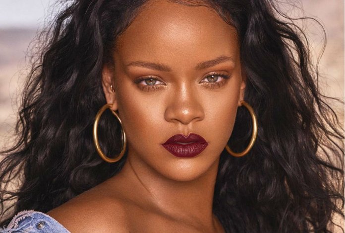 A cantora Rihanna se tornou artista feminina mais rica da música, segundo revista Forbes