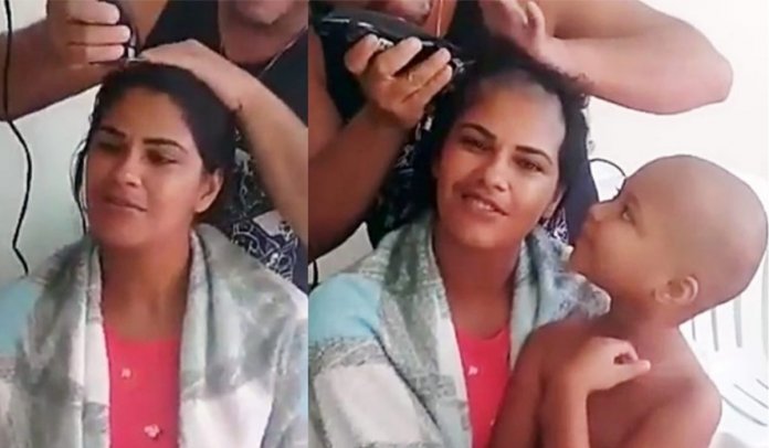 Mãe raspa os cabelos em apoio a filha com câncer. Vídeo lindo!