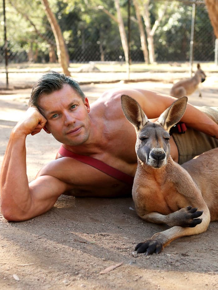 bemmaismulher.com - Bombeiros australianos posam com animais para o calendário de caridade 2020, e as fotos são tão quentes que podem iniciar incêndios