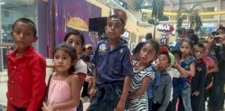 Professor junta dinheiro e realiza o sonho de seus alunos. IREM AO CINEMA PELA 1ª VEZ!
