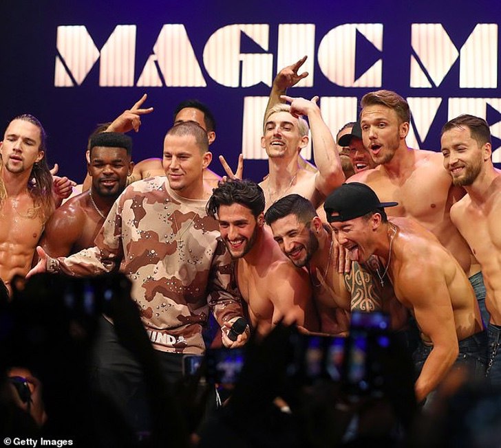 bemmaismulher.com - Channing Tatum anuncia uma turné “Magic Mike” com shows ao vivo