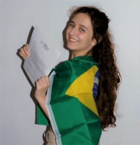 bemmaismulher.com - Garota que sempre estudou em escolas públicas foi aprovada em 10 universidades internacionais: “Sonho”