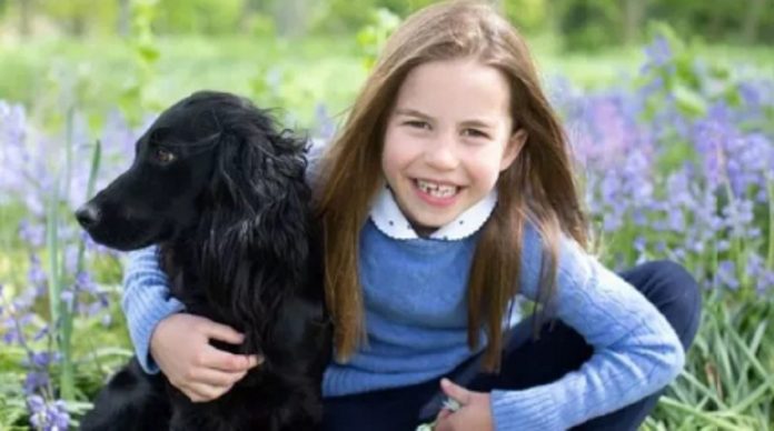 Família real publica fotos para marcar 7 anos da princesa Charlotte